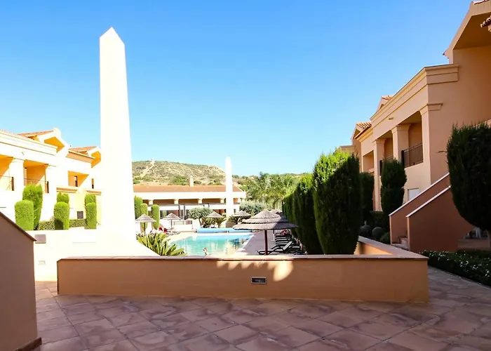 Luxury Apartment - T2 Vue Sur Piscine - Praia Da Luz