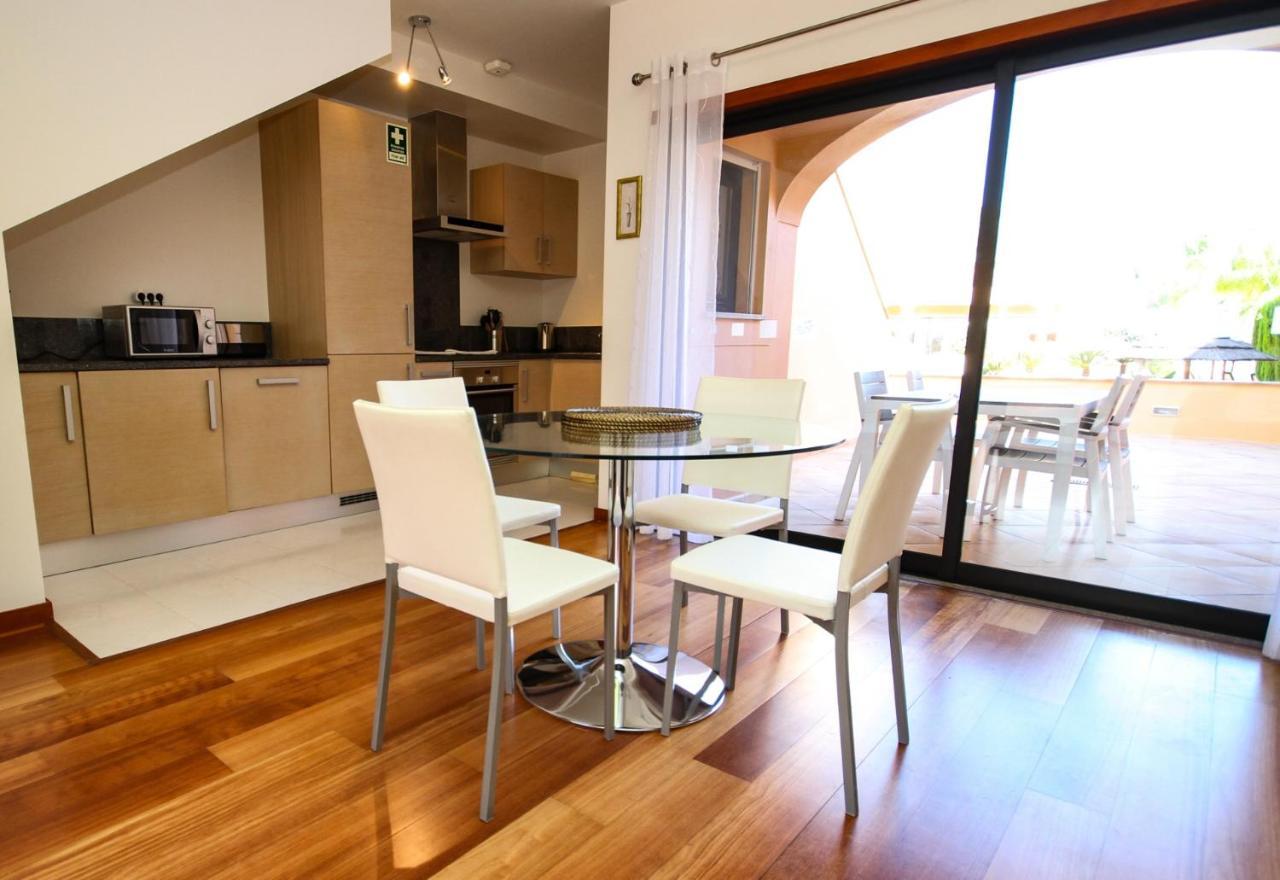 Luxury - T2 Vue Sur Piscine - Da Apartment *